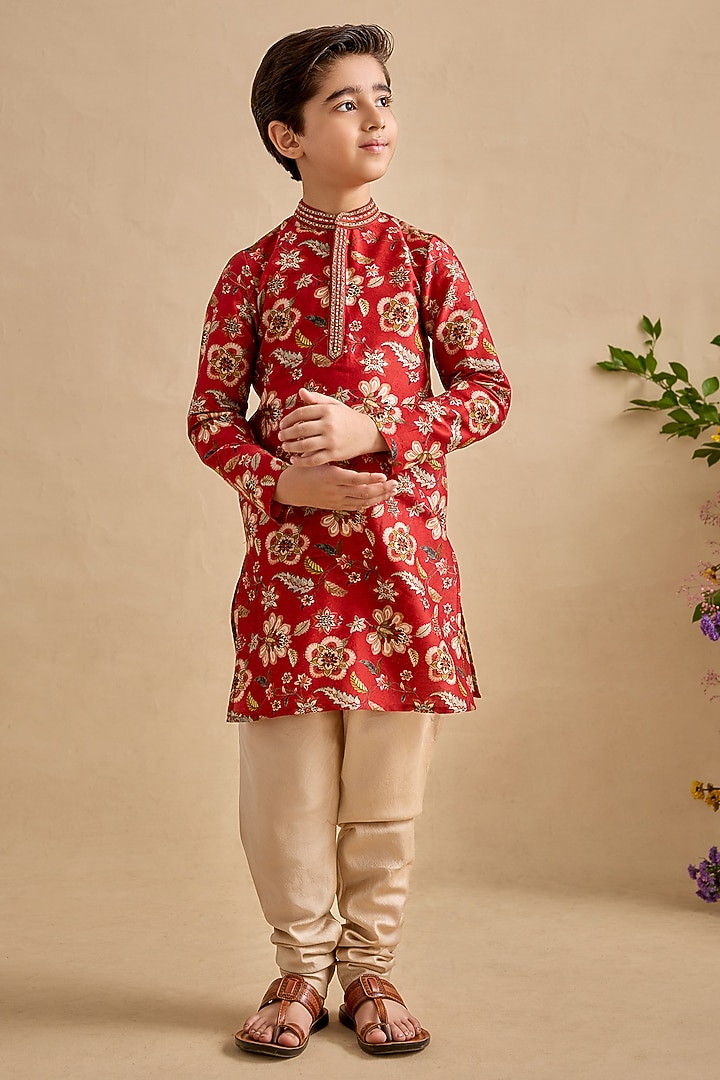 Crimson Handwoven Chanderi Chintz Printed Kurta Set For Boys by Kalista kids at Pernia's Pop Up Shop