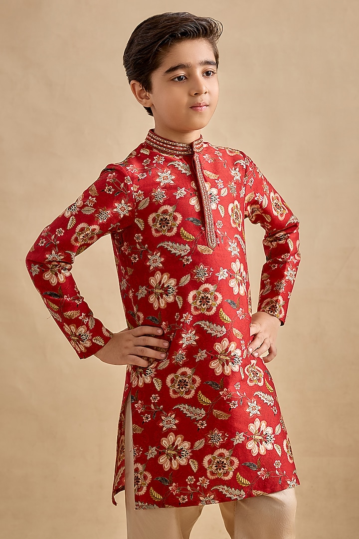 Crimson Handwoven Chanderi Chintz Printed Kurta Set For Boys by Kalista kids at Pernia's Pop Up Shop