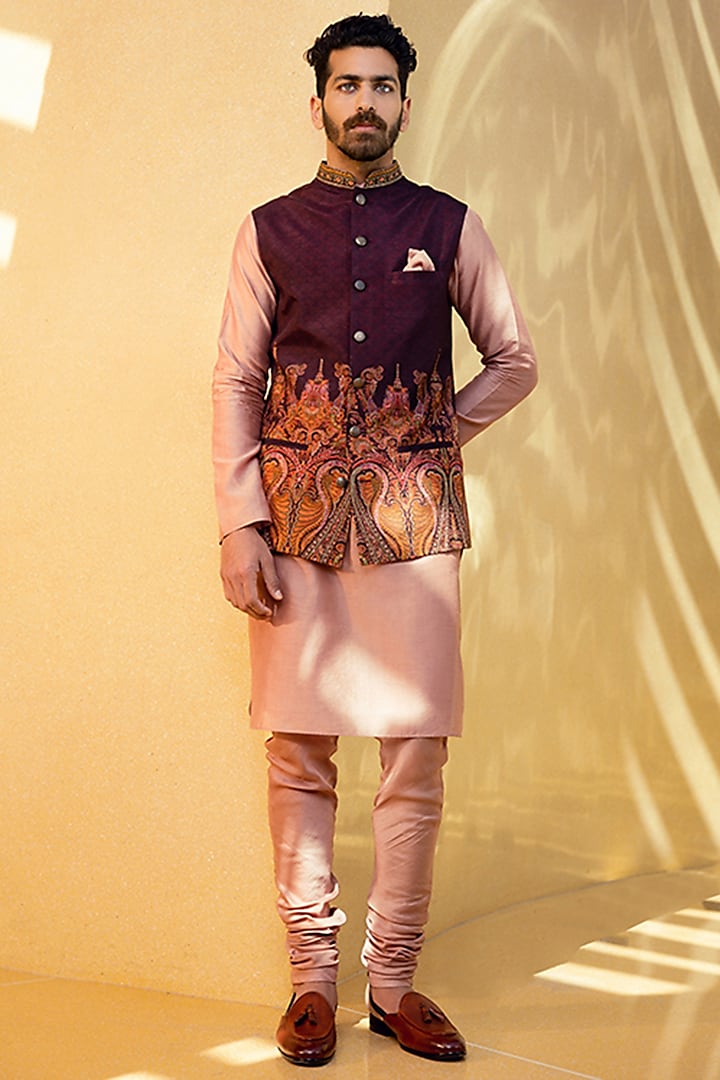 Beige Kurta Set With Wine Bundi Jacket by Kalista Men at Pernia's Pop Up Shop