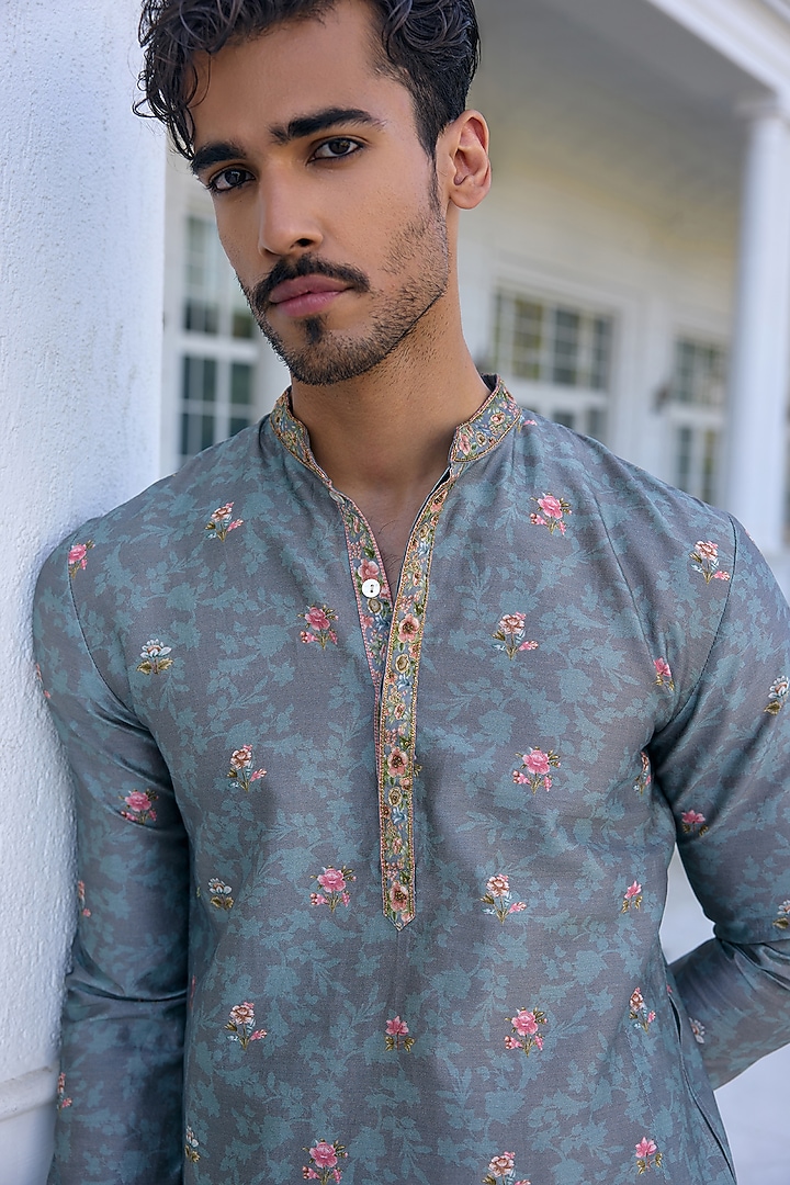 Grey Chanderi Thread Embroidered Kurta Set by Kalista Men at Pernia's Pop Up Shop