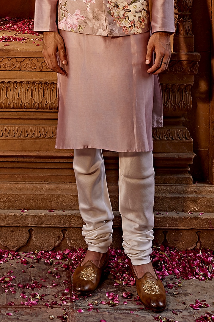 Lilac Raw Silk Floral Printed Bundi Jacket Set by Kalista Men at Pernia's Pop Up Shop