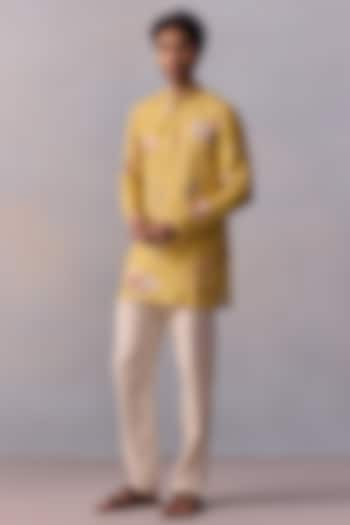 Yellow Viscose Moss Printed & Thread Work Kurta Set by Kalista Men