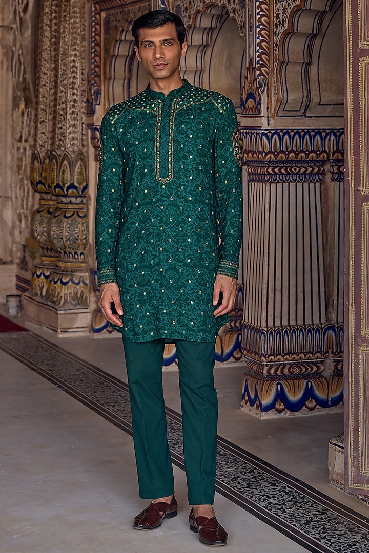 Forest Green Chanderi Silk Paisley Motif Kurta Set by Kalista Men at Pernia's Pop Up Shop