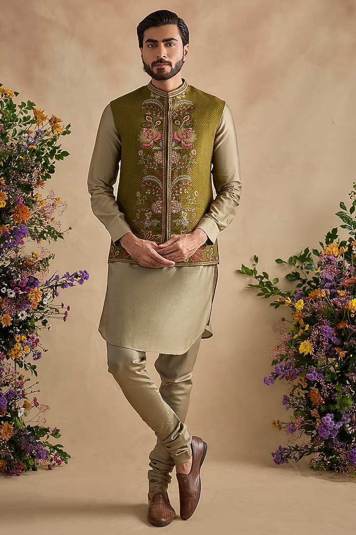 Mehendi Green Viscose Silk & Chanderi Floral Bundi Jacket Set by Kalista Men at Pernia's Pop Up Shop
