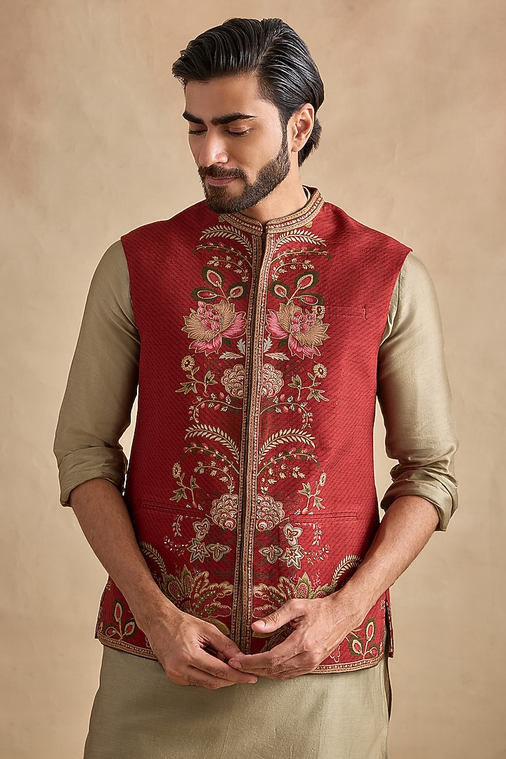 Crimson Viscose Silk & Chanderi Floral Bundi Jacket Set by Kalista Men at Pernia's Pop Up Shop