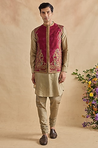 Crimson Viscose Silk & Chanderi Bundi Jacket Set by Kalista Men