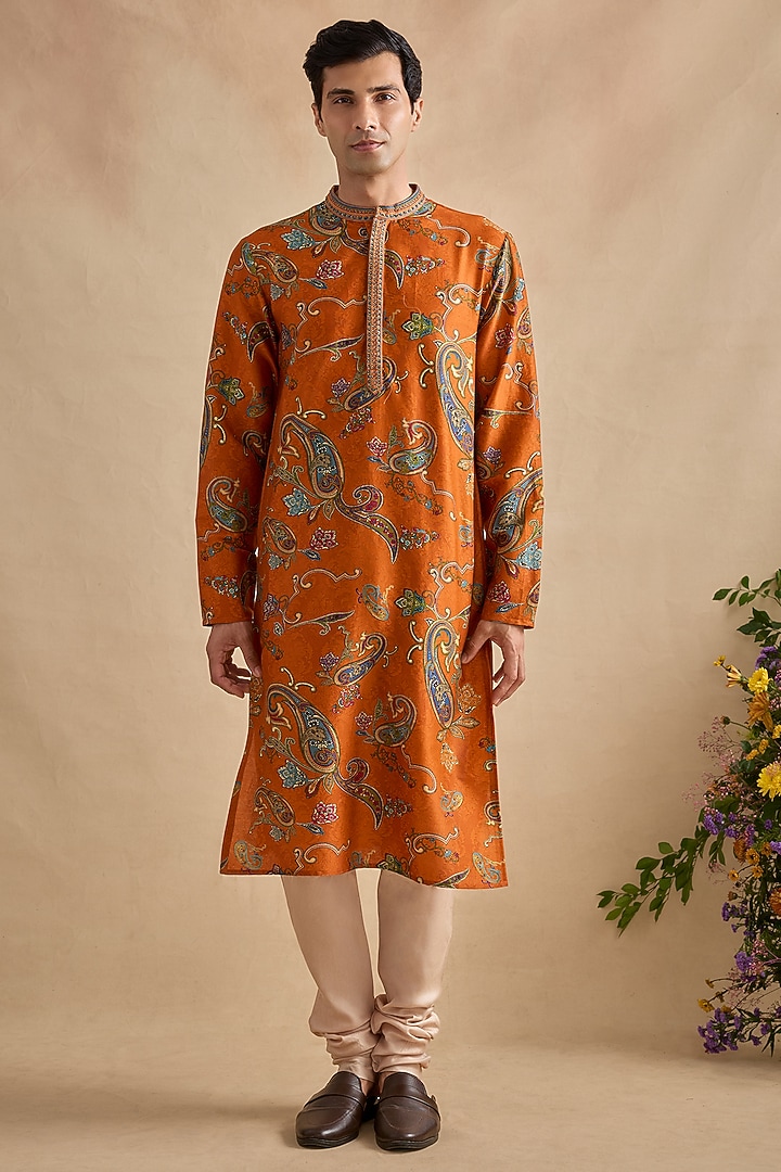 Tangerine Chanderi Chintz Printed & Resham Embroidered Kurta Set by Kalista Men at Pernia's Pop Up Shop