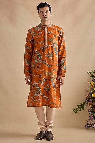 Tangerine Chanderi Chintz Printed & Resham Embroidered Kurta Set by Kalista Men