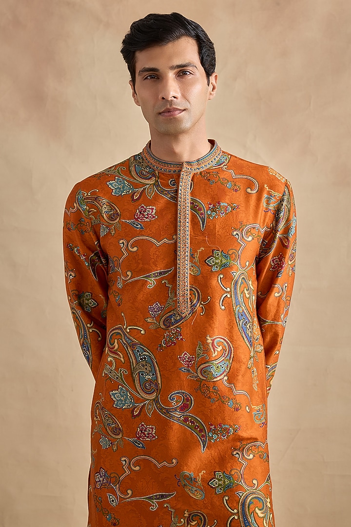 Tangerine Chanderi Chintz Printed & Resham Embroidered Kurta Set by Kalista Men at Pernia's Pop Up Shop