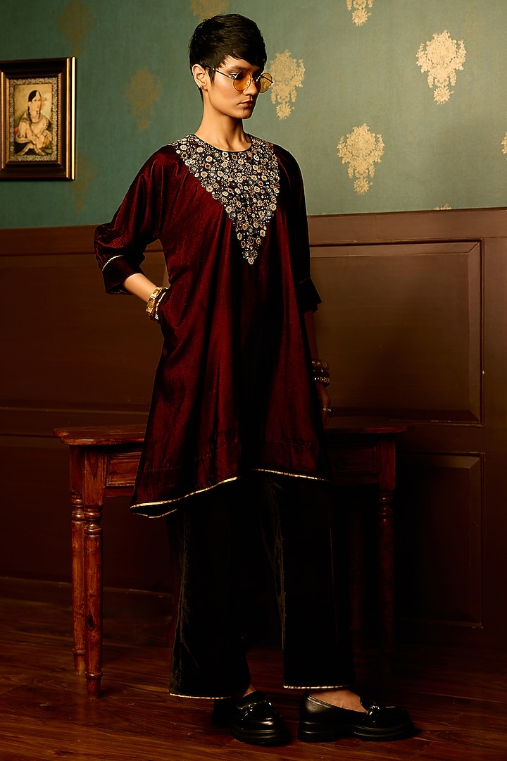 Maroon Micro Velvet Hand Embroidered A-Line Kurta Set by THE KLUB BY REETI ARNEJA at Pernia's Pop Up Shop