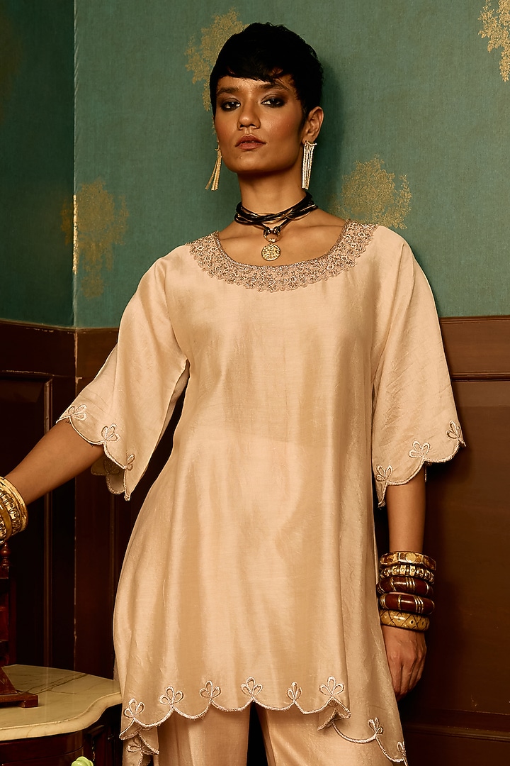 Baby Pink Silk Chanderi Embroidered Kaftan kurta Set by THE KLUB BY REETI ARNEJA at Pernia's Pop Up Shop