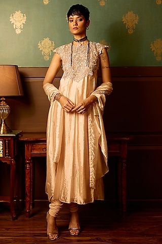 Baby Pink Silk Chanderi Resham Thread Embroidered Anarkali Set by THE KLUB BY REETI ARNEJA