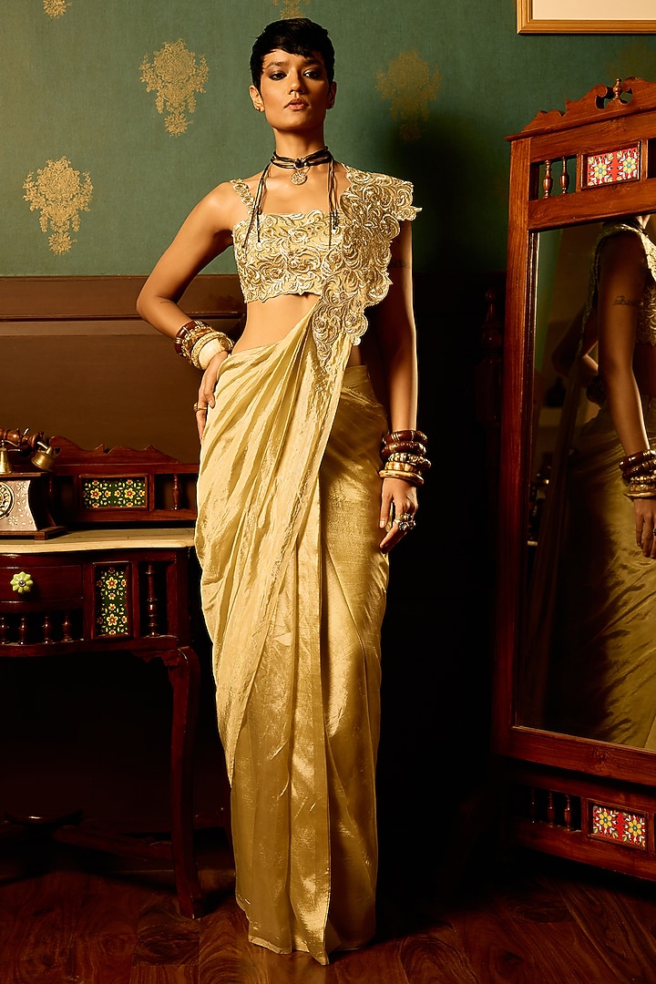 Pastel Sage Flat Tissue Zari Embroidered Draped Party Wear Saree Set by THE KLUB BY REETI ARNEJA at Pernia's Pop Up Shop
