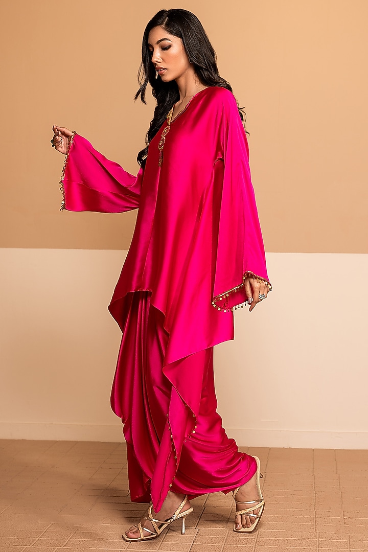 Fuchsia Satin Crepe Embroidered Asymmetric Kurta Set by Kelaayah at Pernia's Pop Up Shop