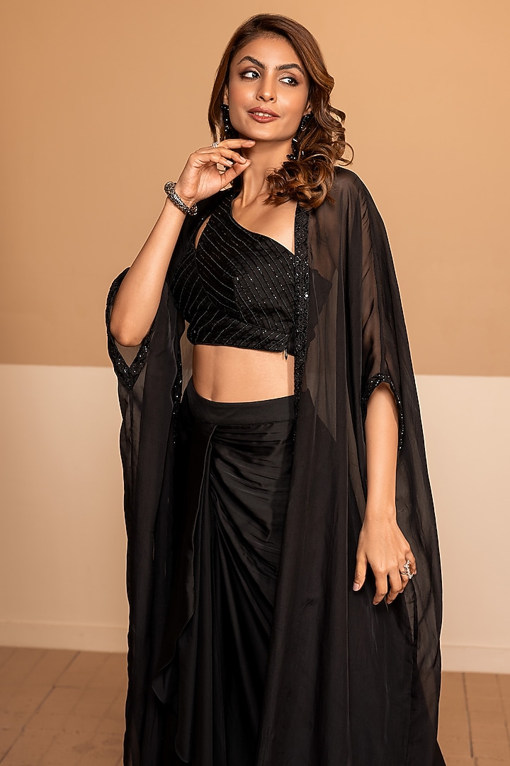 Black Organza Cape Set by Kelaayah at Pernia's Pop Up Shop