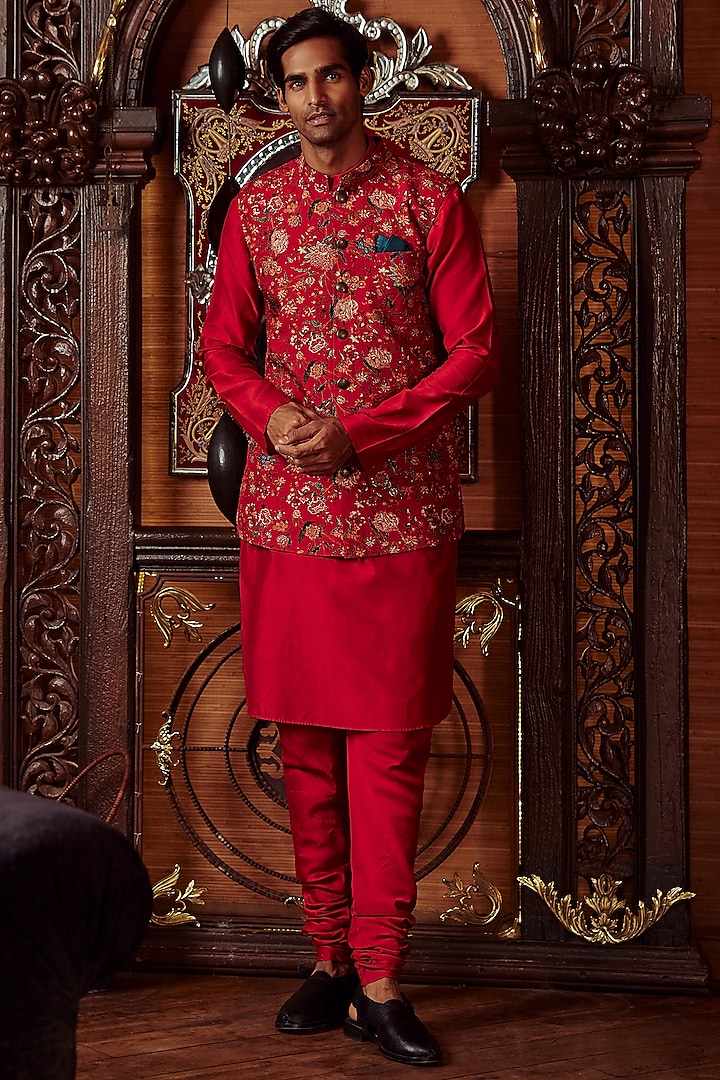Rust-Red Kurta Set With Bundi Jacket by Kalista Men