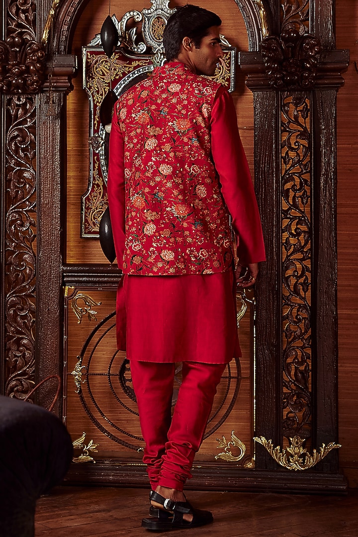 Rust-Red Chanderi Silk Embroidered Bundi Jacket Set by Kalista Men at Pernia's Pop Up Shop