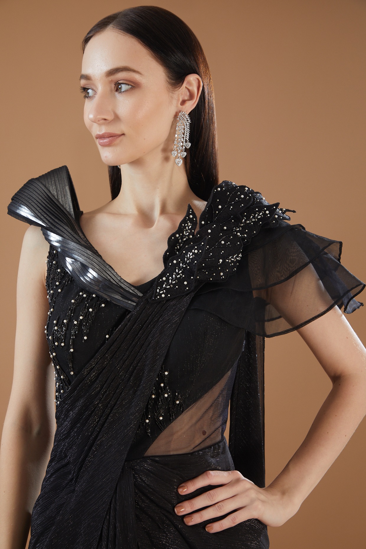 Sarees | Black Shimmer Saree | Freeup