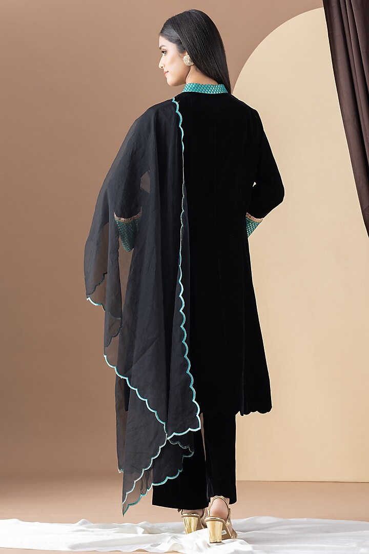 Black Velvet Hand & Machine Kalidar Kurta Set by KM By Kavita at Pernia's Pop Up Shop