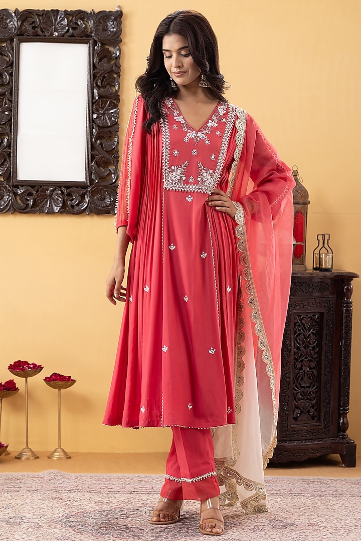 Coral Mulmul Silk Sequins & Mirror Hand Work Kurta Set by KM By Kavita at Pernia's Pop Up Shop