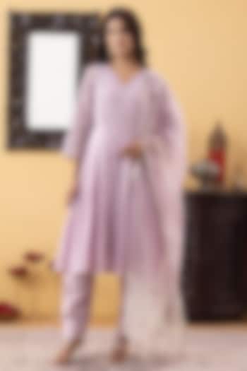 Lavender Chanderi Mirror & Sequins Hand Work Kurta Set by KM By Kavita at Pernia's Pop Up Shop