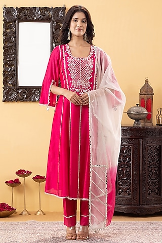 Fuchsia Pink Chanderi Mirror & Sequins Hand Work Kurta Set by KM By Kavita