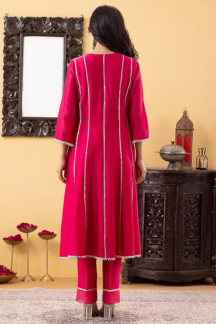 Fuchsia Pink Chanderi Mirror & Sequins Hand Work Kurta Set by KM By Kavita at Pernia's Pop Up Shop