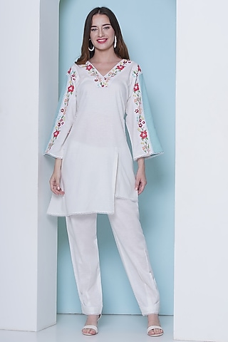Off-White Linen Cotton Cutdana Hand Embroidered & Floral Printed Co-Ord Set by KM By Kavita