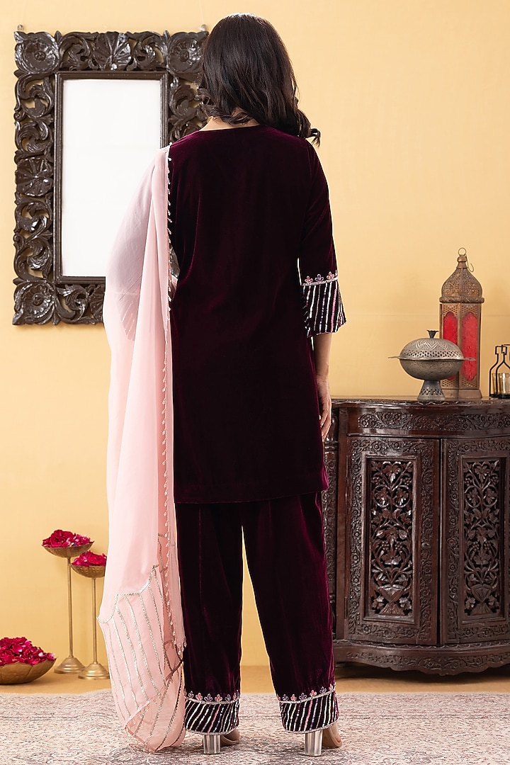 Wine Velvet Hand Embroidered Kurta Set by KM By Kavita at Pernia's Pop Up Shop