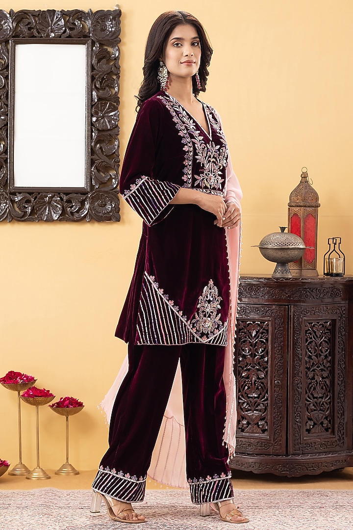 Wine Velvet Hand Embroidered Kurta Set by KM By Kavita at Pernia's Pop Up Shop