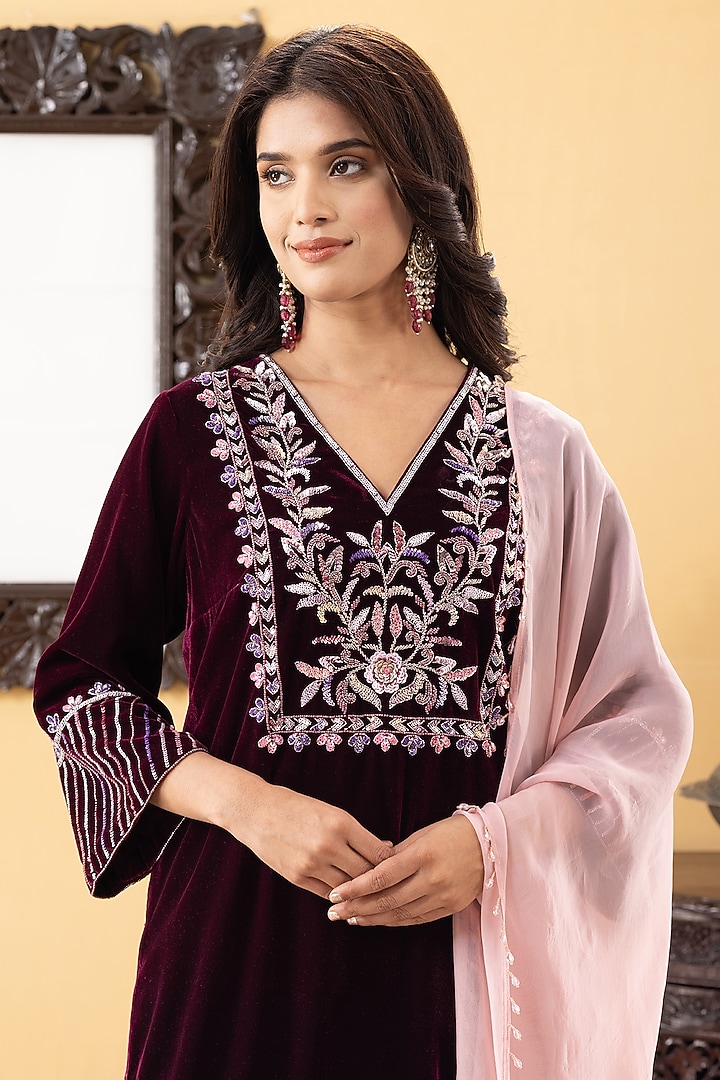 Wine Velvet Hand Embroidered Kurta Set by KM By Kavita at Pernia's Pop Up Shop