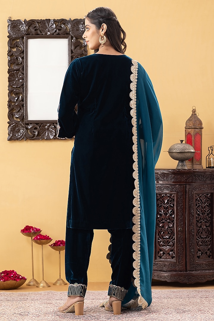 Teal Blue Velvet Hand Embroidered Kurta Set by KM By Kavita at Pernia's Pop Up Shop
