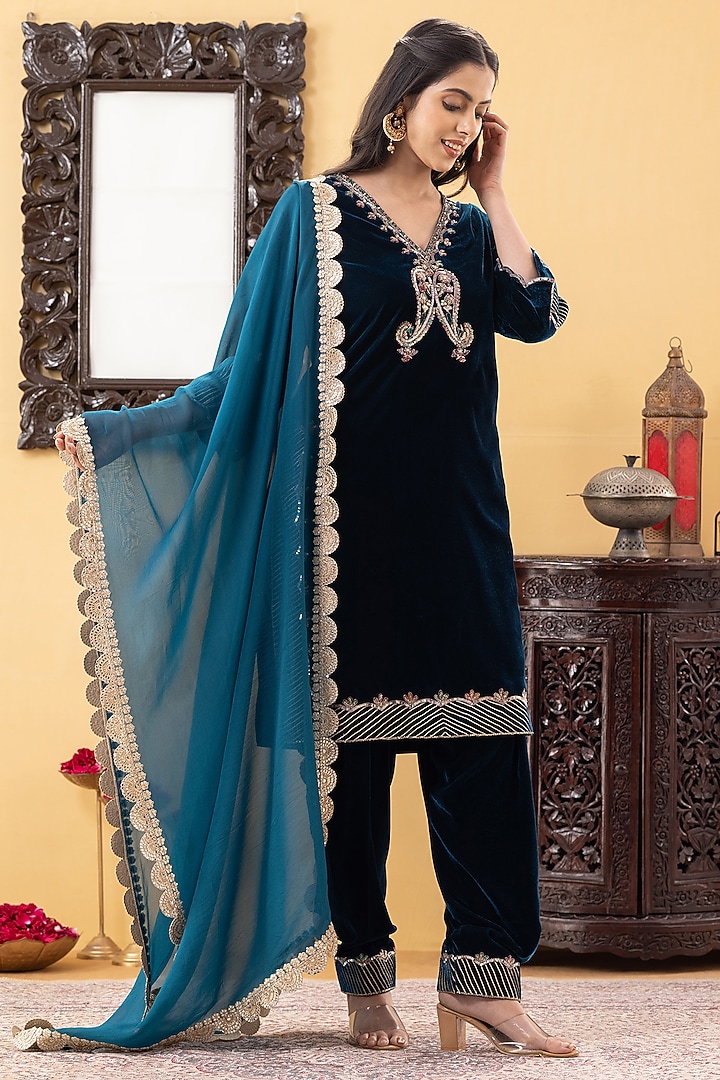 Teal Blue Velvet Hand Embroidered Kurta Set by KM By Kavita at Pernia's Pop Up Shop