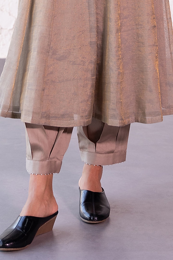 Grey Tissue Chanderi Embroidered Kurta Set by Khamaj India at Pernia's Pop Up Shop