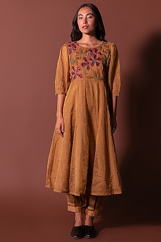 Gold Tissue Chanderi Embroidered Kurta Set by Khamaj India