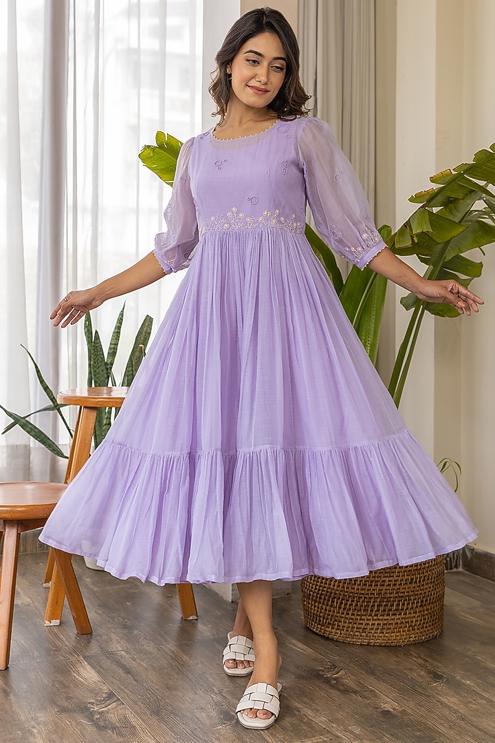 Lilac Chanderi Embroidered Kurta by Khamaj India at Pernia's Pop Up Shop