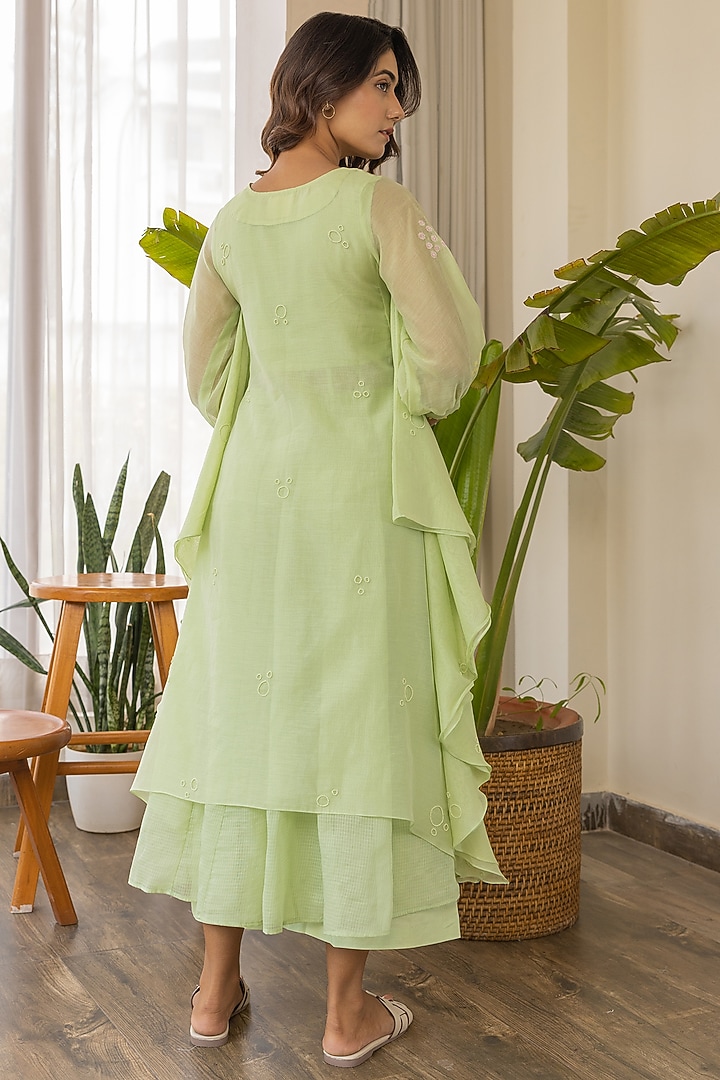 Light Green Chanderi Embroidered Kurta Set by Khamaj India at Pernia's Pop Up Shop