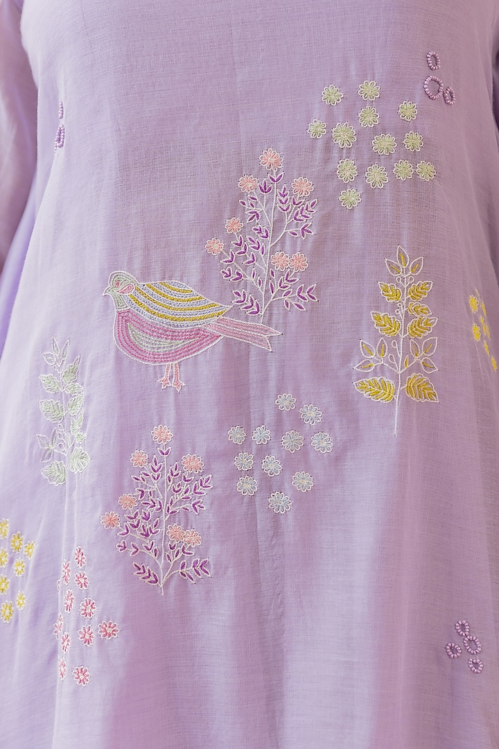 Lilac Chanderi Embroidered Kurta Set by Khamaj India at Pernia's Pop Up Shop