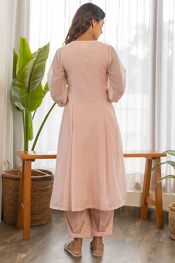 Peach Chanderi Embroidered Kurta Set by Khamaj India at Pernia's Pop Up Shop