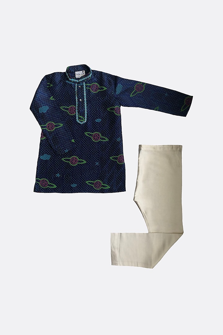 Navy Blue Block Printed Kurta Set For Boys by Krishna Mehta Kids at Pernia's Pop Up Shop