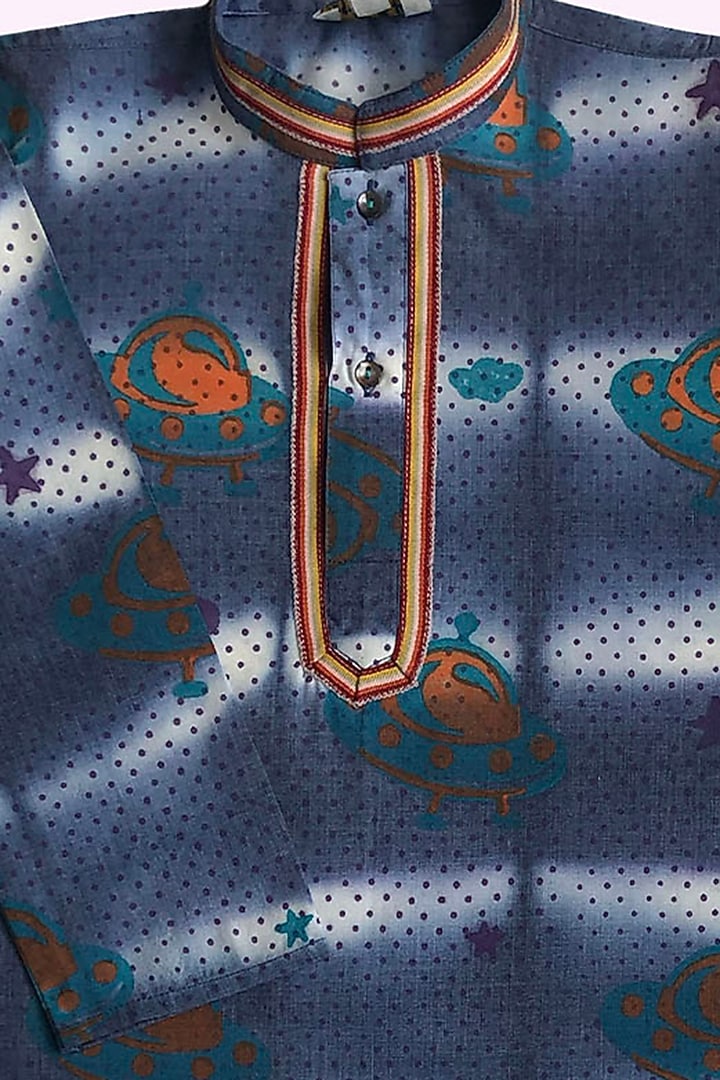 Blue Tie-Dye Block Printed Kurta Set For Boys by Krishna Mehta Kids at Pernia's Pop Up Shop