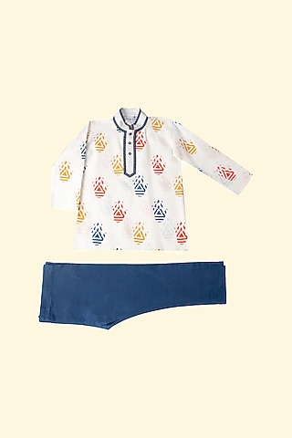 White Printed Kurta Set For Boys by Krishna Mehta Kids