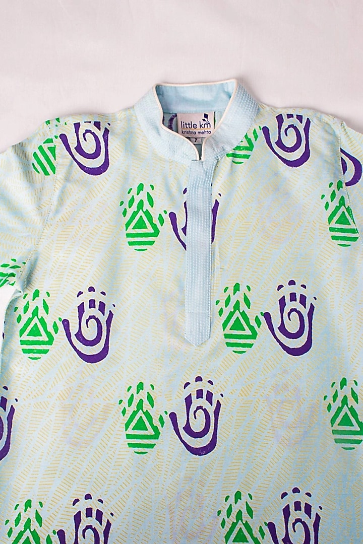 Sky Blue Printed Kurta Set For Boys by Krishna Mehta Kids at Pernia's Pop Up Shop