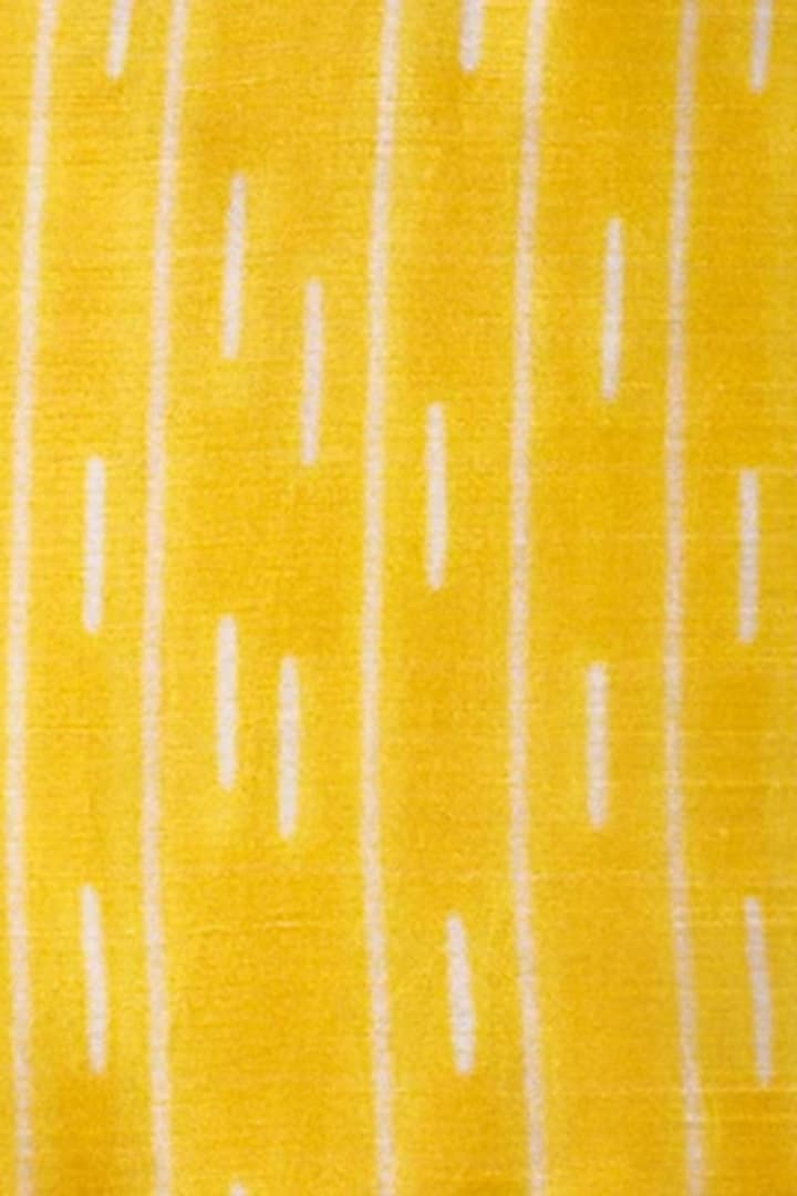 Yellow Printed Kurta Set For Boys by Krishna Mehta Kids at Pernia's Pop Up Shop