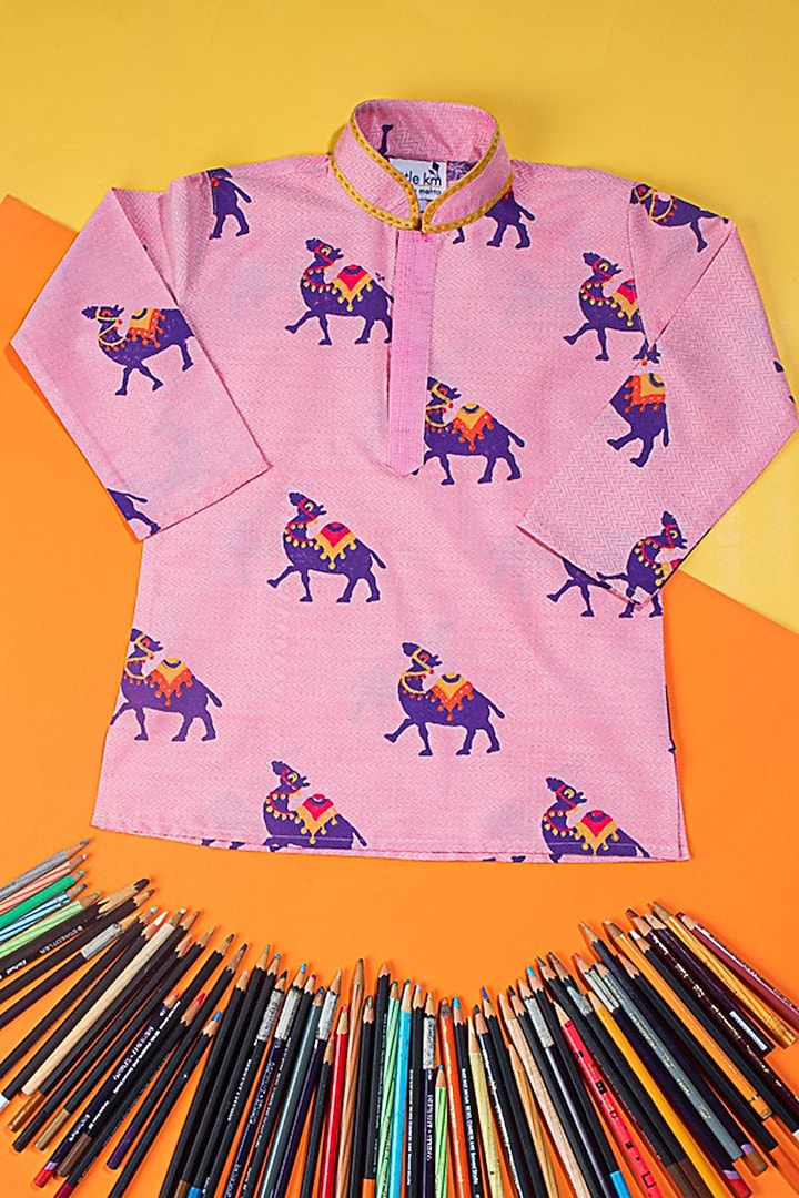 Pink Viscose Printed Kurta Set For Boys by Krishna Mehta Kids at Pernia's Pop Up Shop