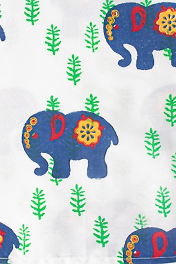 White Printed Kurta Set For Boys by Krishna Mehta Kids at Pernia's Pop Up Shop
