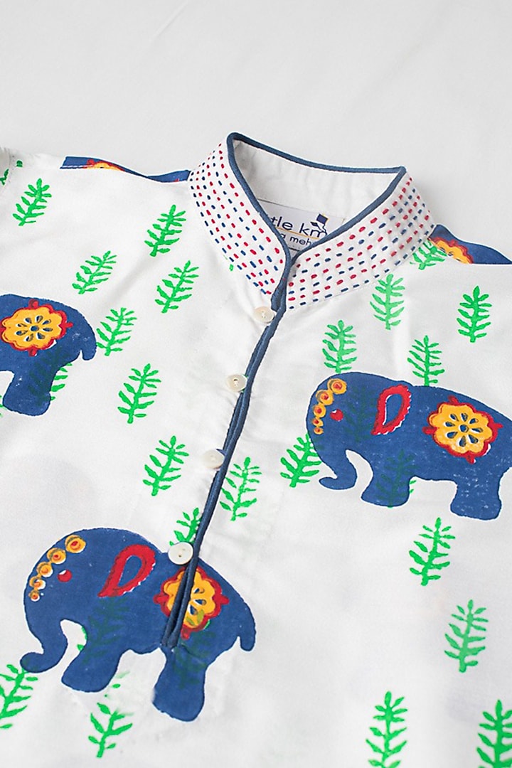 White Printed Kurta Set For Boys by Krishna Mehta Kids at Pernia's Pop Up Shop