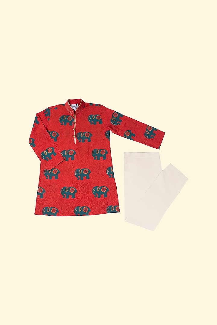 Red Viscose Printed Kurta Set For Boys by Krishna Mehta Kids at Pernia's Pop Up Shop