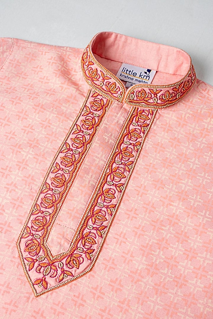 Pink Embroidered Kurta Set For Boys by Krishna Mehta Kids at Pernia's Pop Up Shop