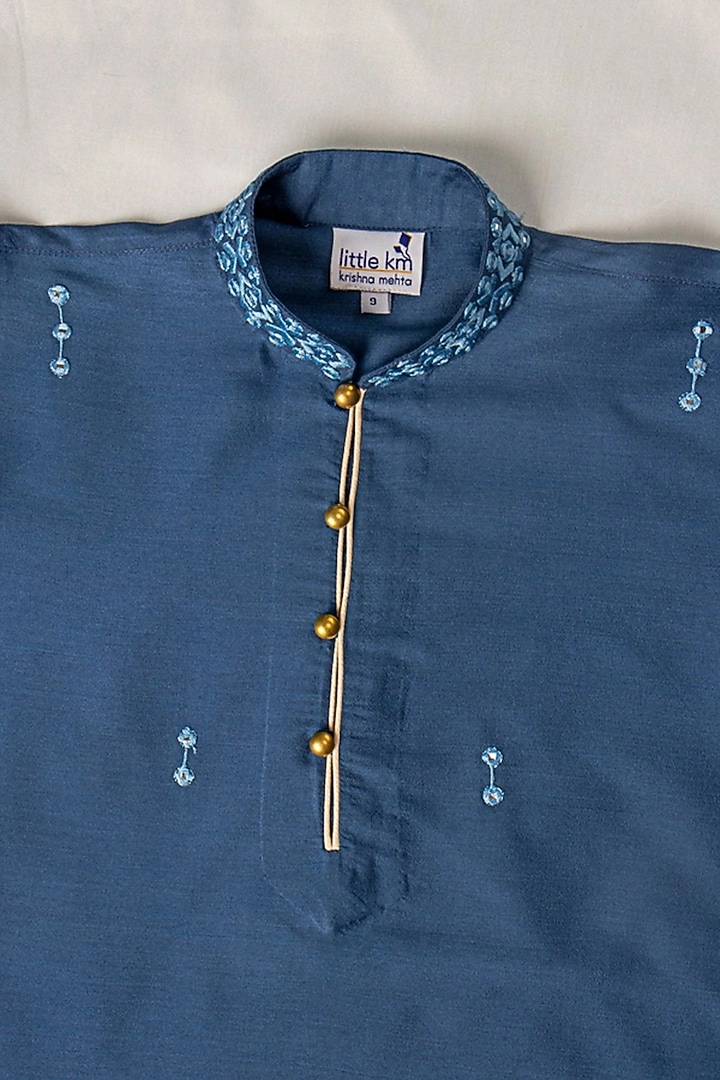 Blue Cotton Embroidered Kurta Set For Boys by Krishna Mehta Kids at Pernia's Pop Up Shop